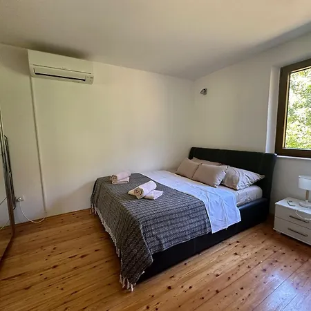 Skok Апартаменты